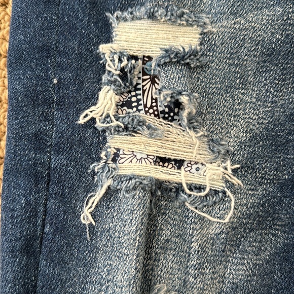 Vervet distressed jeans - Picture 4 of 9